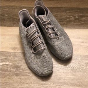 Adidas tubular 10.5 grey